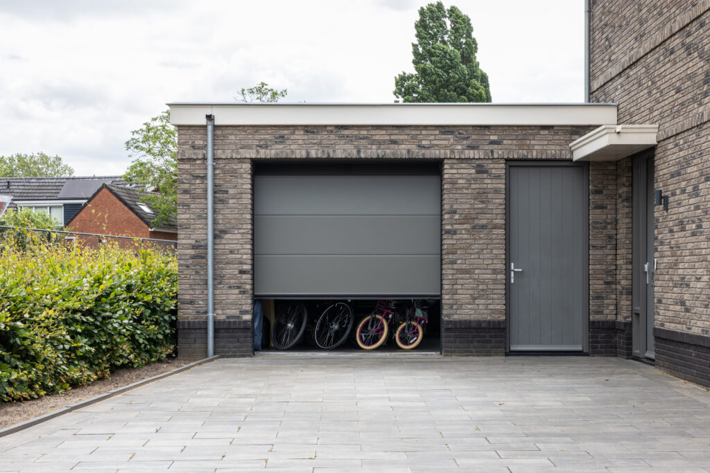 sectionaaldeuren Abma garagedeuren