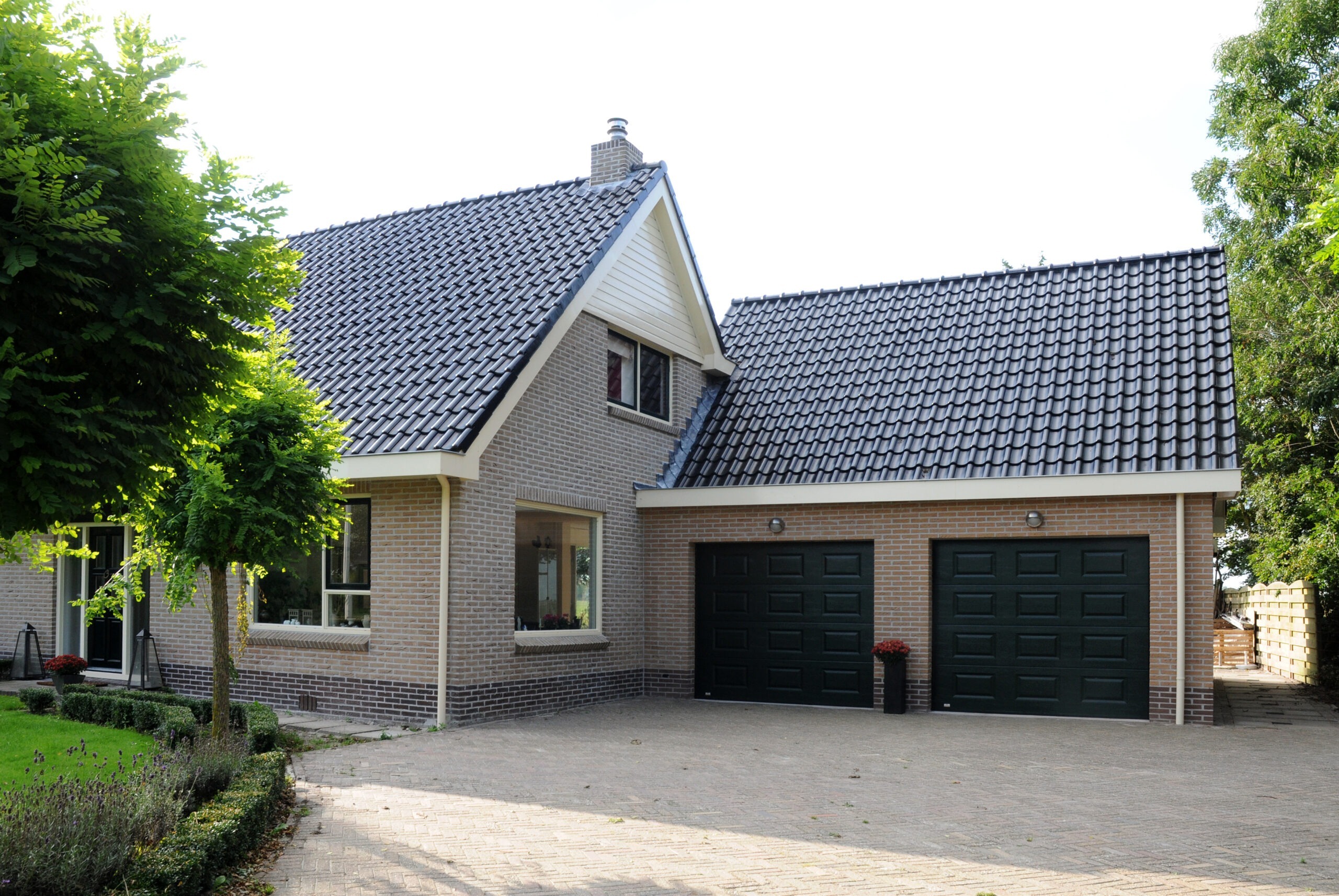 Woodgrain sectionaal